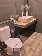 Norn Nee Nor Hostel&Cafe