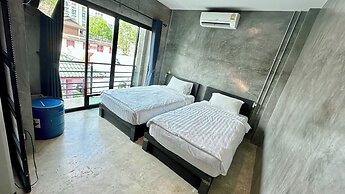 Norn Nee Nor Hostel&Cafe