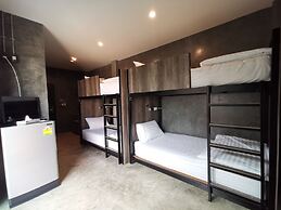 Norn Nee Nor Hostel&Cafe