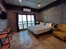 Norn Nee Nor Hostel&Cafe