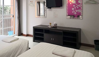 Rueanchorfa Hotel