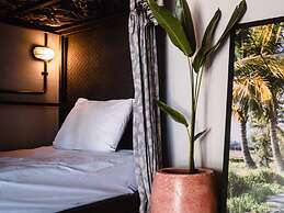 Clandestino - Hostel