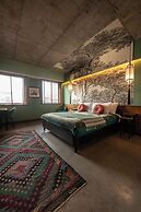 Lao Poet Hotel