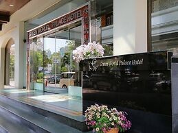 Green World Palace Hotel