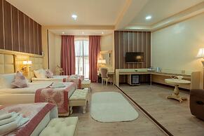 Dilimah Premium Luxury Hotel