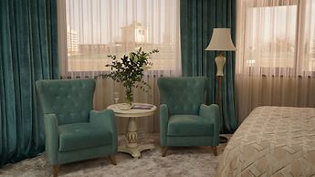 Dilimah Premium Luxury Hotel