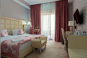 Dilimah Premium Luxury Hotel