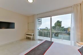 Calma Holiday Villas