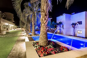 Calma Holiday Villas