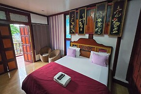 Ruean Mai Chaylay Songkhla