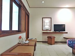 The Cipaku Garden Hotel