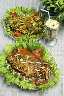 The Cipaku Garden Hotel