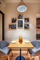 Bloomrooms @ Janpath