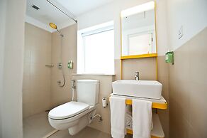 Bloomrooms @ Janpath