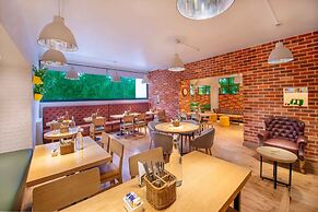 Bloomrooms @ Janpath