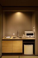 Kanade Toji Minamimon