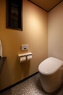 Kanade Toji Minamimon