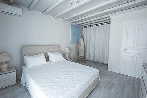 Amaris Mykonian Residence