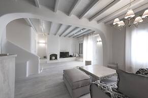 Amaris Mykonian Residence