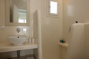 Amaris Mykonian Residence