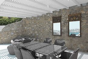 Amaris Mykonian Residence