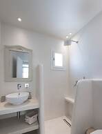 Amaris Mykonian Residence