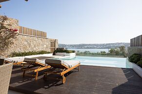 Amaris Mykonian Residence