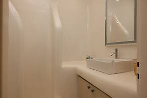 Amaris Mykonian Residence