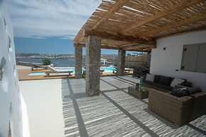 Amaris Mykonian Residence