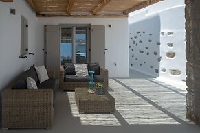 Amaris Mykonian Residence