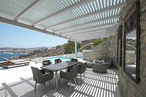 Amaris Mykonian Residence