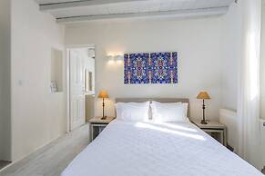 Amaris Mykonian Residence