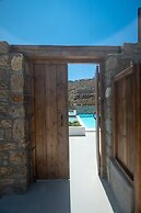 Amaris Mykonian Residence