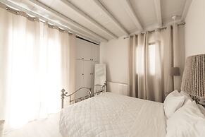 Amaris Mykonian Residence