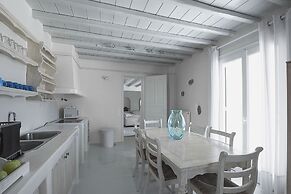 Amaris Mykonian Residence