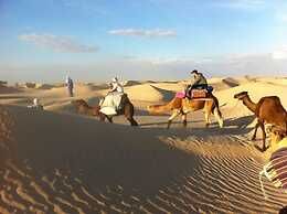 Hébergement Proche de Désert à Douz