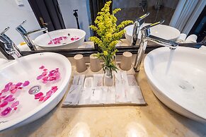 Hoi An Silverbell Villa