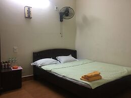 Black Pearl Cat Ba Hostel