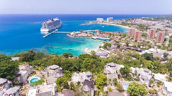 High Level Suites at Columbus Heights