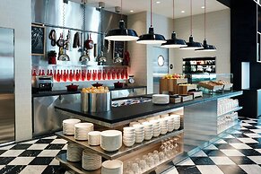 citizenM Seattle South Lake Union