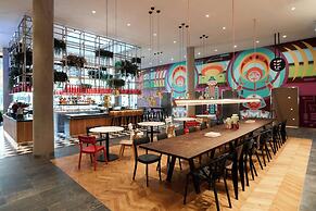 citizenM Seattle South Lake Union