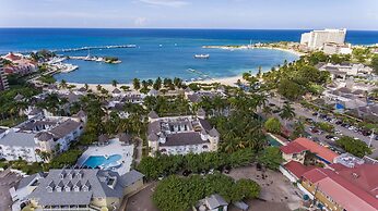 Oyster Shell Beach Suite - Turtle Towers