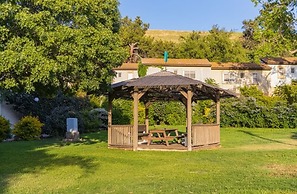 Nofey Gonen Holiday Village