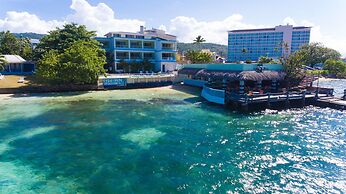 Ocean Rooms at Oceans Palm Resort