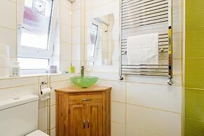 Tower Bridge Apartment