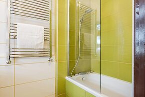 Tower Bridge Apartment