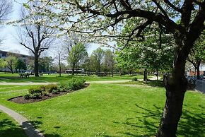 Tower Bridge Apartment