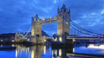 Tower Bridge Apartment