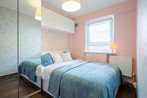 Tower Bridge Apartment