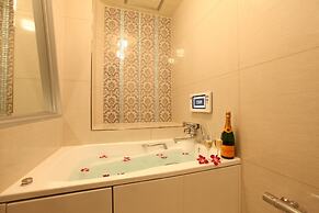 LUSSO CROCE URBAN RESORT - Adult Only